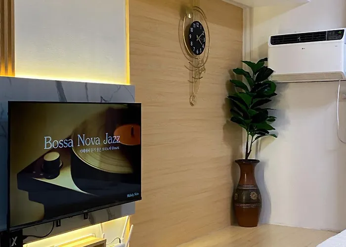 아파트호텔 Cozy Nook At Jtower Residences 3*